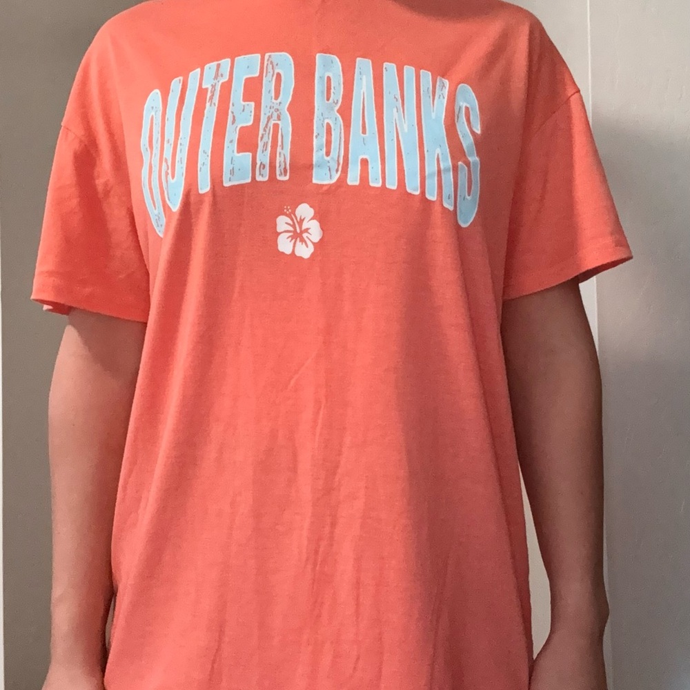 SHEIN Coral Graphic Tee